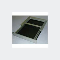 Passe-monnaie encastrable externe