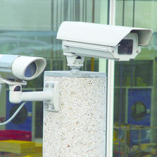 Mâts pour vidéoprotection en zone urbaine ou commerciale | Mât caméra