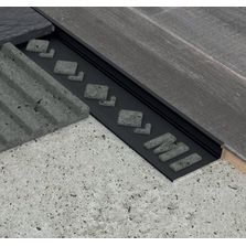 Profilé d’arrêt pour la protection des arrêtes des angles carrelés | EQUERRE