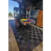 Dalles de sol industrielle et plateforme logistique | PRO 48 