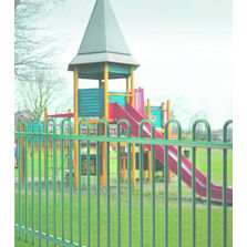 Clôture à barreaux biseautés ou cintrés en partie haute | Barofor