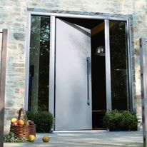 Porte d'entrée aux motifs d'inspiration florale | Oréoline