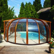 Abri de piscine en bois | Trompe l'œil