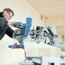 Scie radiale à onglets de 2 000 watts | GCM 12 GDL