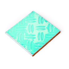 Carrelage en terre cuite à effets de matières incrustés | Matières