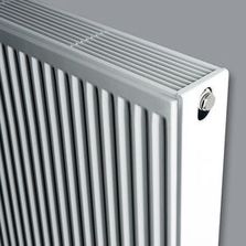 Radiateur à face lisse ou striée jusqu'à 6594 watts de puissance | Centric Horizontal