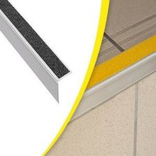 Nez de marche cornière avec antidérapant | WACCESS