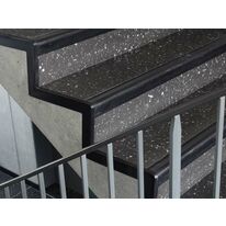 Limon côté mur ou limon extérieur