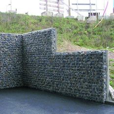 Mur béton à parement gabion | Mur à parement gabion