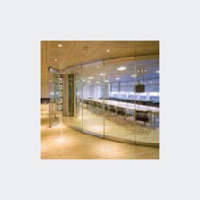 Cloison coulissante automatique jusqu'a 30 vantaux | Paroi coulissante