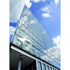 Verre clair à contrôle solaire pour façades | SGG Cool-Lite St Bright Silver