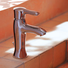 Robinetterie en acier chromé pour salle de bains | Amphora