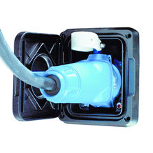 Trappe avec connecteur intégré | TPM trappe-prise