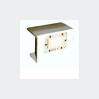 Balise rectangulaire pour bordure de trottoir