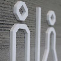 Signalétique design | Lettre