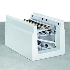 Caniveau de distribution en béton à rails incorporés | Bircocanal