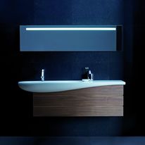 Ligne de sanitaires aux formes courbes | One