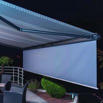 Store-coffre de terrasse avec capots et toile personnalisée | Tookan