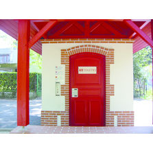 Toilettes intérieures à nettoyage automatique | Toilettes dans locaux existants