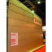 Vêtage en plaques métalliques posées en écailles | Caïman