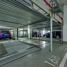 Plate-forme automatisée pour agencement de parking collectif | Combilift 552