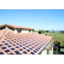 Tuile traditionnelle à module photovoltaïque évolutif | Tuilesol
