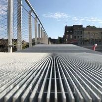 Caillebotis de sol ou de façade en acier aux nombreuses finitions | JK TECHNIC