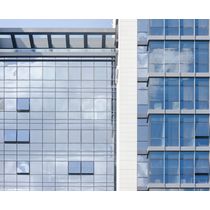 Verre de contrôle solaire à faible émissivité et haute réflexion lumineuse | Stopray Silver 44/27S 