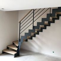 Escalier droit à limon latéraux crantés| ALTAIR