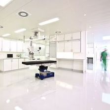 Traitement antibactérien durable sur panneaux stratifiés ou mélaminés | Polyrey Sanitized