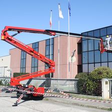 Nacelle aérienne chenillée avec télécommande à distance | LightLift 23.12 IIIS
