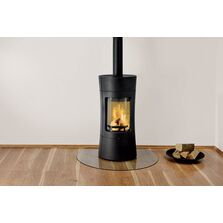 Poêle à bois avec un foyer en fonte incurvée | Vispa Leda