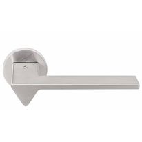 Poignée de porte sur rosace ronde | AMA CM