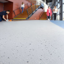 Dalles PVC pour trafic mécanique intense | Attraction