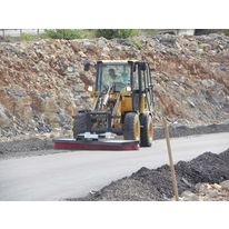 Balayeuse tractée et poussée Actisweep V7