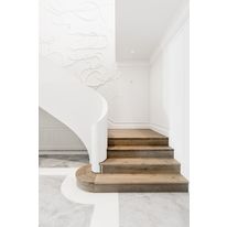 Planche vieillies ou usées en chêne massif pour escaliers | Habillage d’escaliers