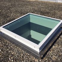 Lanterneau à rupture thermique pour toitures jusqu'à 25° de pente | Ecolux premium Alu Fixe