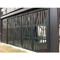 Portes accordéon automatiques avec ou sans ventilation barreaudée | SAFIR W724