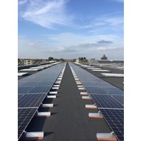 Rail pour implantation de panneaux photovoltaïques sur étanchéité | Roof Solar Bitume