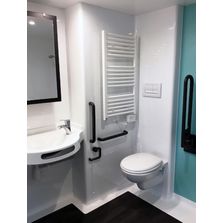Salle de bain monobloc avec porte battante ou coulissante | ORMANITE | Gamme BAUDET ACCESS'