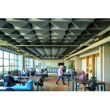 Baffles acoustiques en feutre dépliées en origami | HeartFelt Origami