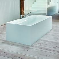 Baignoire aux rebords ultra fins en îlot en acier titane vitrifié | BetteLux Silhouette