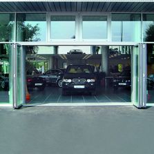 Porte vitrée repliable jusqu'à 12 m de longueur | Wicslide 75 FD