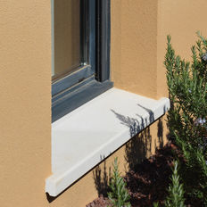 Gamme d'appuis de fenêtres ou de portes en béton hydrofugé  |  WESER