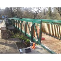  Passerelle avec platelage et garde-corps en bois | VALBONNE (06)