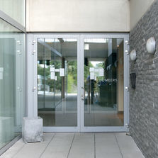 Portes et cloisons vitrées coupe-feu EI30 à EI120 avec profilé alu | MEYVAERT ALU-LINE