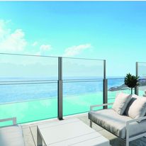 Système coupe-vent coulissant en verre | Open Air