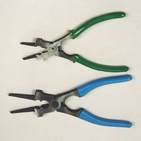 Pince multifonction | UNIVERSAL TOOL