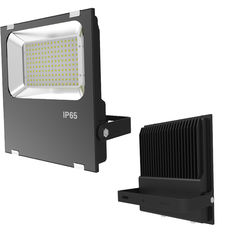 Projecteur LED 80 W à angle de diffusion large protection IP65 et IK10 | FLS80