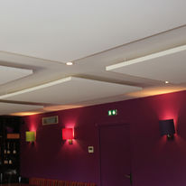 Solutions acoustiques pour plafonds tendus | Solutions acoustiques